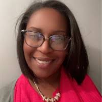 Bianca Hyde's Instagram, Twitter & Facebook