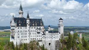 What are the most popular castles in germany? Bayern Erleben Doku Schloss Neuschwanstein Vom Mythos Zur Marke