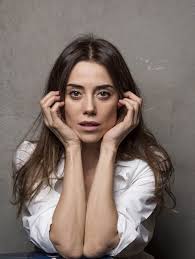 Hatice aslan ece dizdar'ın manevi annesidir. Cansu Dere Ile Renan Kaleli Birlikteligi Magazin Haberleri Ntv