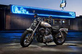 2012 Harley Davidson Xl1200c Sportster 1200 Custom Review