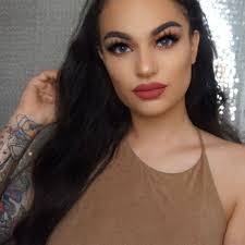 Melisa Allen's Instagram, Twitter & Facebook