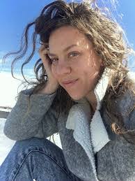 Jayne Stanton's Instagram, Twitter & Facebook