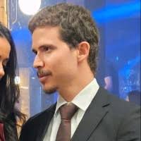 100+ perfis com “Cortopassi”