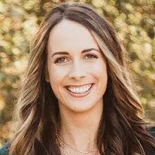 Cassie Taylor (@imagine_cassie)