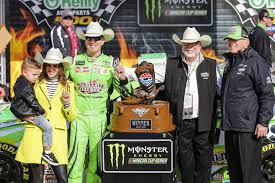 Las vegas — nascar has found a new sponsor for its premier series. Nascar Finally Gets An Extension From Monster Energy It S Not Much Of One