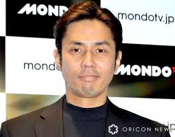 袴田吉彦、長女の中学卒業式に参加 元妻・河中あいが報告＆感謝「本人の希望で父親2人とともに」（オリコン）