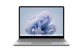 Microsoft Surface Laptop Go 3 (2023) - 12.4" Touchscreen, Intel Core i5, 8GB Ram, 256GB SSD SSD Platinum