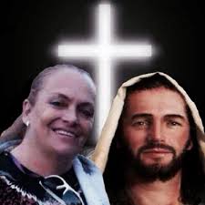 Gina Hand (@G408Gina)