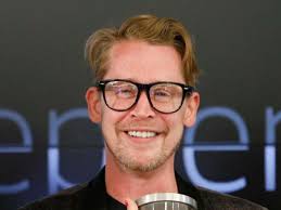Macaulay culkin is an american actor, most famous for playing the boy in home alone. Macaulay Culkin From Home Alone Turns Forty Fans Can T Help But Feel Old