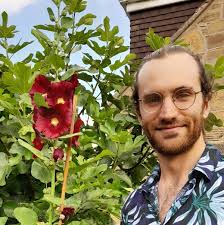 Jake Levi's Instagram, Twitter & Facebook