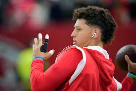Patrick Mahomes' charitable side may give him the award he's most excited  about after winning it all | Marca