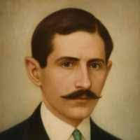 Abraham Moron's Instagram, Twitter & Facebook