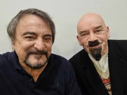 Derek Carey's Instagram, Twitter & Facebook