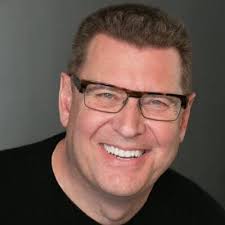 42 Customer Success Managers You Should Follow