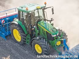 A short video of the new model 6m range. Xl Bild 1 Die Neue Generation Der John Deere Serie 6m Deckt Mit Den Zehn Modellen 6090m 6100m 6110m 6120m 6130m 6140m 6145m 6155m 6175m Und 6195m Einen Nenn Leistungsbereich Von 66 90 Bis 143 195