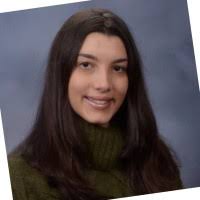 Julia Schneider Valois Pires