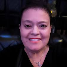 Excited to welcome our latest client, Desreta Jackson @desretajackson —  actress, innovator, founder of @blacksilkproducts , and the creative force  behind her TV show, @desiconpictures Her trailblazing talent in hair care  and