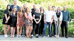 Alle Bilder und Namen: Das sind Duisburgs Abiturienten 2022