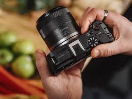 Canon EOS R50 V