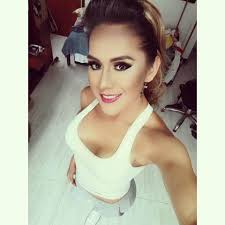 Daniela Gómez: Jovencita Transexual - Fotos Eróticas y Vídeo