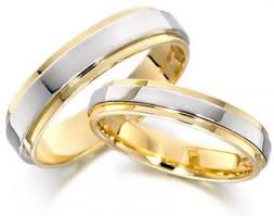 Tradisi melamar dengan cincin tunangan sendiri sudah hadir sejak lama, bahkan sejak ratusan tahun yang lalu. 30 Gambar Cincin Tunangan Kartun Terbaru Kumpulan Gambar Kata Kata