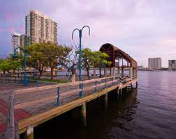 Always A Nice Scenic Stroll Along The Riverwalk Jacksonville Riverwalk River Walk Jacksonville