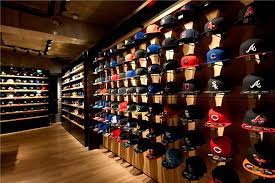 New Era Flagship Store Tokyo Winkelontwerp Winkel Design Kast Ontwerpen