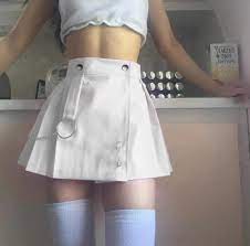 Us$5 off your first order buy & save now! Po Black White Egirl Mini Pleated Tennis Skirt High Waisted Chains Cute Aesthetic Edgy Emo Grunge Uzzlang Alt Women S Fashion Bottoms Skirts On Carousell
