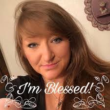 Vicki Boaz's Instagram, Twitter & Facebook