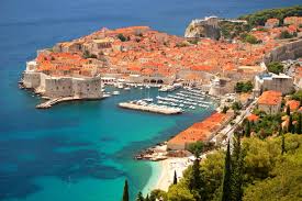 Situated on the southern adriatic sea coast, it is usually regarded as the most picturesque city on the dalmatian coast and is referred to as the pearl. Croacia En Tren Rutas De Trenes En Croacia Eurail Com