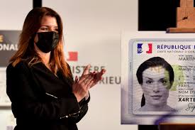 Nov 07, 2019 · en demandant votre nouvelle carte grise en ligne auprès d'un site habilité, aucun code de cession ne vous sera demandé, contrairement au site de l'ants (agence nationale des titres sécurisés) qui exigera une authentification via franceconnect et l'utilisation d'un code de cession, compliquant ainsi votre démarche. Nouvelle Carte D Identite Numerique Comment Elle S Inscrit Dans La Lutte De Faux Documents