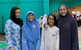 Agak berbaloi juga perniagaan sebegini ya? Walau Diduga Dengan Pelbagai Mommy Janji Awak Anak Menduduki Peperiksaan Upsr Dira Abu Zahar Beri Kata Semangat Gempak