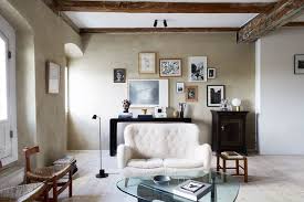 This piece of furniture has become a sensation and still have great popularity. The History Of Isamu Noguchi And His Coffee Table Design