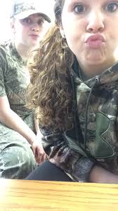 Tara Larkin Mott (@Tara_dactyl_464)