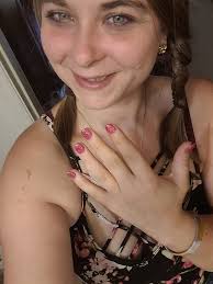 ISO birthday nail inspo!! my colors are light pink and navy blue 🩷💙