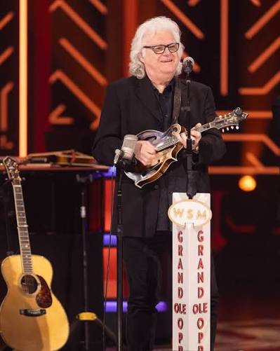 Ricky Skaggs is celebrating 42 years as a member of the @opry today! . 📷: @opry . . . #grandoleopry #opry #rickyskaggs #opryanniversary #countrymusic #bluegrassmusic #homeofcountrymusic #nashville #oprylive #oprymember #oprystage