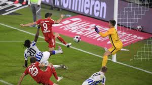 Fc bayern münchen 1, hertha berlin 0. Lewandowski Viererpack Rettet Fc Bayern Hertha Nach Zweimaligem Ausgleich Am Boden Transfermarkt