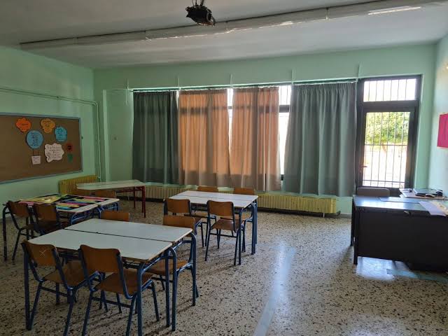 ΠΑΣΟΚ Σερρών: «20 σχολεία κλείνουν – Η δημογραφική κατάρρευση του νομού δεν  μπορεί να γίνει κανονικότητα» | LionNews