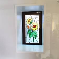 開閉窓にステンドグラスの取り付け【ステンドグラス施工例】,ステンドグラスのある暮らし | 英国アンティーク | トシアンティークス