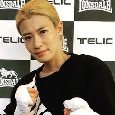 Ai Sugimoto vs. Tomomi Takano, A Sign Bee 32