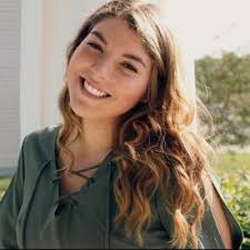 Kara King (@karaking03)