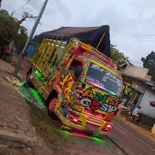 Keunggulan dari aplikasi mod bussid truck oleng terbaru adalah pengguna dimudahkan untuk memiliki dan memasang mod. Pin Di Bus Designs