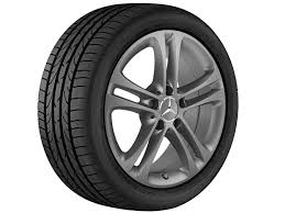 Die einpresstiefe (et) einer felge bezeichnet den abstand des flanschs von der mitte des. 5 Doppelspeichen Felge 17 Zoll A B Cla Klasse Baureihen W177 W247 C118 A17740104007x68