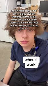 What Is A Full Time College Student