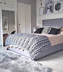 N'oubliez pas de mettre en signet deco chambre adulte gris et blanc en utilisant ctrl + d (pc) ou command + d (macos). Santteestilo Sur Instagram Santtedecor Chambre Blanc Gris Rose Pastel Diy Deco Chambre Deco Chambre Maison Cosy