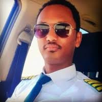 4800+ perfiles de «Reta»