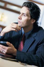 Ücretsiz takm elbise giyen adam Stok Fotoğraflar ve Görseller