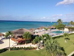 Seven Mile Beach Vacation Rental Vrbo 315856 3 Br Grand Cayman Condo In Cayman Islands Chri Grand Cayman Island British West Indies Beach Vacation Rentals