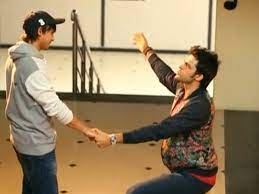Kaisi Yeh Yaariyan Dhruv Aka Utkarsh Gupta Utkarsh Gupta Quits Kyy Utkarsh Parth Manik Dhruv Mtv Show Kaisi Yeh Yaariyan Filmibeat Later, it shows the relationship blossoming between all these characters and how each of their equations change. kaisi yeh yaariyan dhruv aka utkarsh