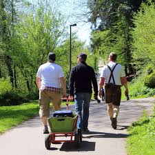 Tag nach dem ostersonntag statt und ist immer an einem donnerstag. Vatertag 2021 Christi Himmelfahrt Am 13 Mai Bedeutung Des Feiertages Service